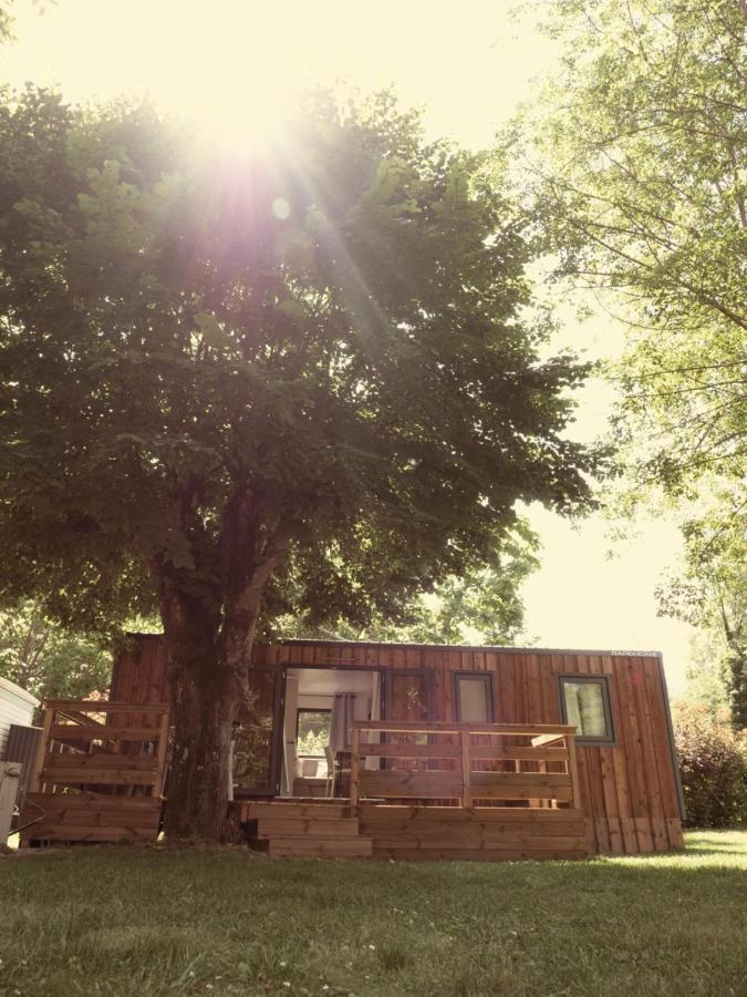 Camping Pays De Beille Les Cabannes  Exteriör bild