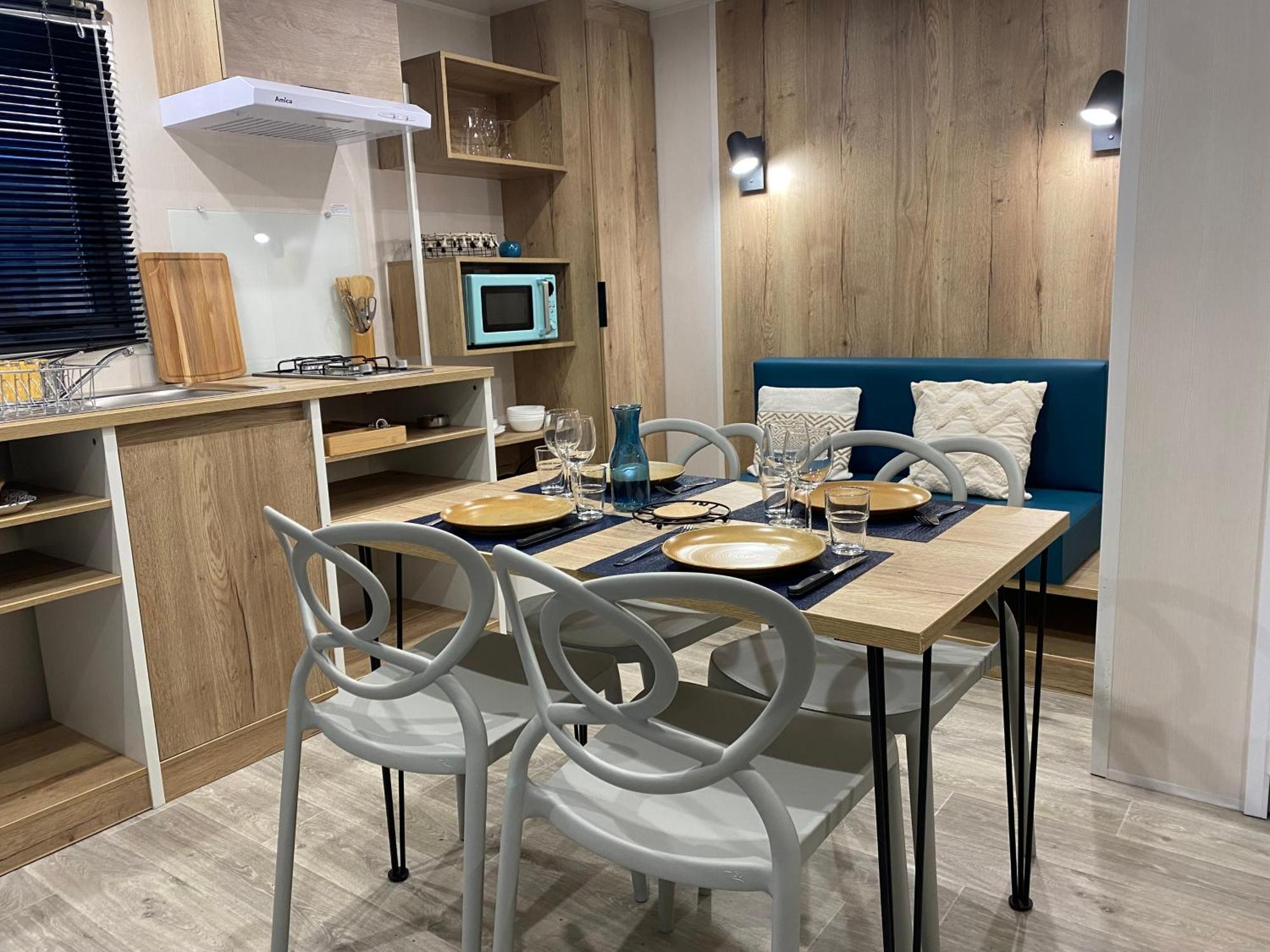 Camping Pays De Beille Les Cabannes  Exteriör bild